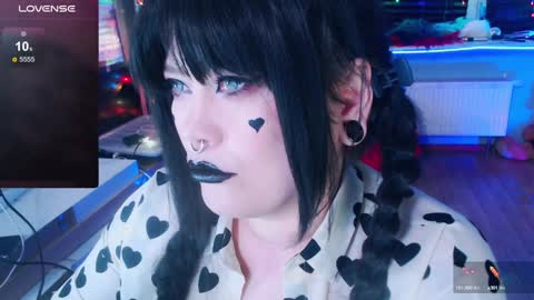 Laura  online show from January 14, 2025, 4:47 am