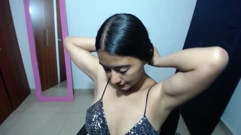 Ilauren online show from January 19, 2025, 9:22 am