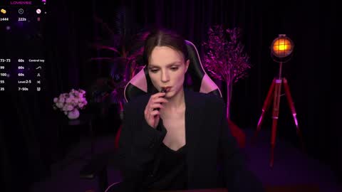 Snapshot of wild_alice_me chatting on April 30, 2026, 3:40 pm Alice online show from April 30, 2026, 3:40 pm