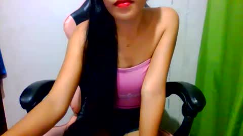 wild_doll69 online show from March 1, 2025, 1:18 pm