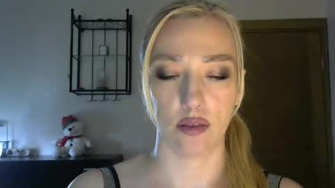 Alina online show from February 2, 2025, 2:45 pm