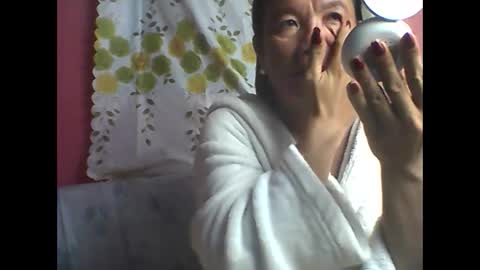 wild_sunflower11 online show from December 22, 2024, 12:16 pm