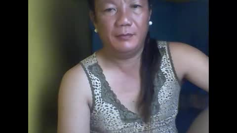 wild_sunflower11 online show from October 17, 2025, 1:46 pm