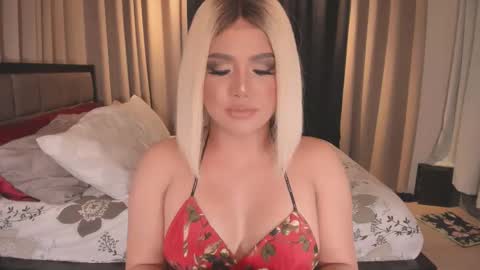 Snapshot of wildbelladonnats chatting on March 7, 2025, 6:35 am BELLA online show from March 7, 2025, 6:35 am