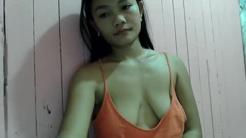 wildchilly_pearl19 online show from January 8, 2025, 10:58 pm
