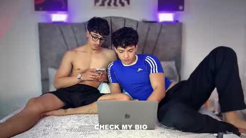 WildDesire online show from February 13, 2026, 3:35 am