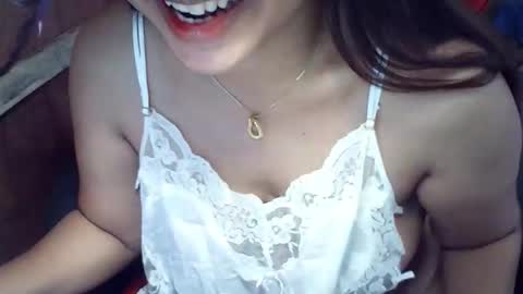 wildflower2006 online show from September 18, 2025, 12:01 am