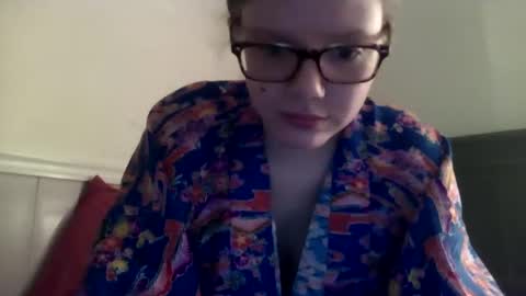 Snapshot of wildflowerofco chatting on January 23, 2025, 5:35 am wildflowerofco online show from January 23, 2025, 5:35 am