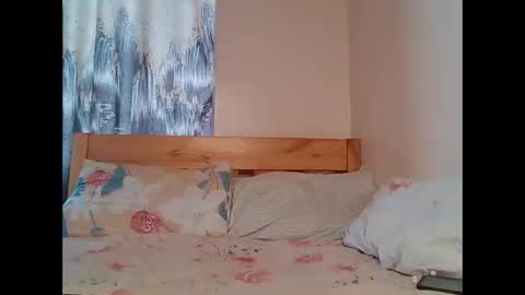 Snapshot of wildflowerrose chatting on April 15, 2026, 7:26 am Merci online show from April 15, 2026, 7:26 am