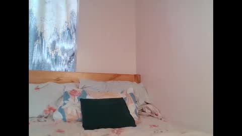 Snapshot of wildflowerrose chatting on April 16, 2026, 8:26 am Merci online show from April 16, 2026, 8:26 am