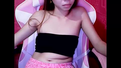 Snapshot of wildhorny_asian chatting on March 1, 2025, 2:23 pm wildhorny_asian online show from March 1, 2025, 2:23 pm