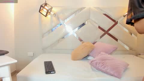 Snapshot of wildkiitty chatting on February 12, 2026, 5:13 am Kitty online show from February 12, 2026, 5:13 am