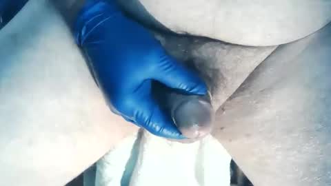 Snapshot of wildman6 chatting on October 24, 2025, 8:05 pm wildman6 online show from October 24, 2025, 8:05 pm