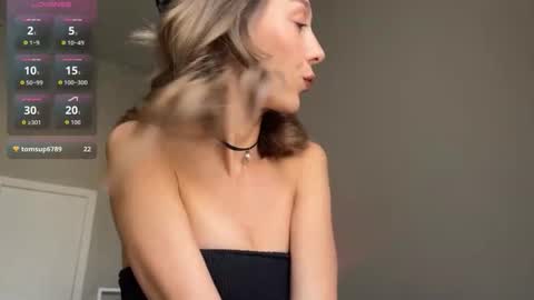 wildsable_ online show from October 9, 2025, 9:29 am