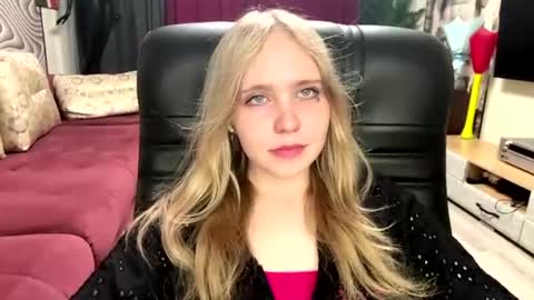 Snapshot of wilhelminafraker chatting on July 13, 2026, 11:24 am Anny online show from July 13, 2026, 11:24 am