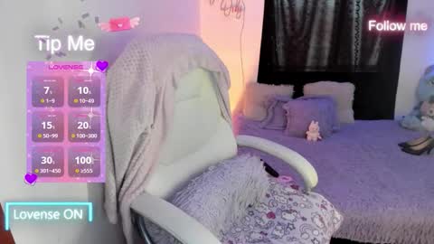 sofia and will online show from September 20, 2025, 11:33 am