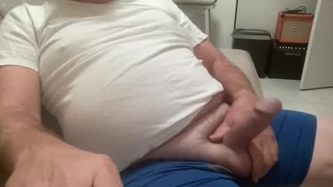 Snapshot of willieb777 chatting on April 19, 2026, 12:48 pm willieb777 online show from April 19, 2026, 12:48 pm