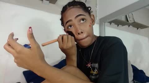 Snapshot of willow_smitt_ chatting on November 7, 2025, 1:33 pm luna online show from November 7, 2025, 1:33 pm