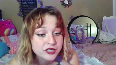 willowmaykitty online show from May 9, 2026, 1:22 am