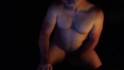 Snapshot of willwill2222 chatting on September 24, 2025, 12:58 am John online show from September 24, 2025, 12:58 am