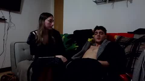 Snapshot of willy_est_95 chatting on April 20, 2026, 11:17 pm willy_est_95 online show from April 20, 2026, 11:17 pm