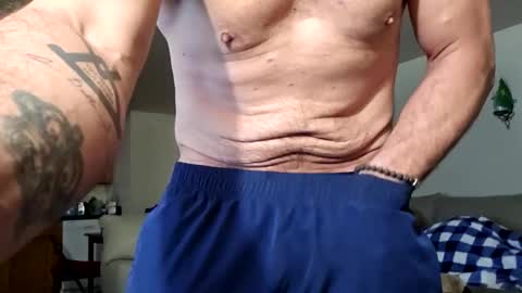 willynn83 online show from March 10, 2026, 4:50 am