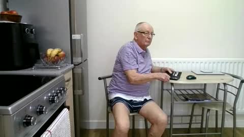 Snapshot of windy19391a chatting on February 10, 2026, 11:25 am windy19391a online show from February 10, 2026, 11:25 am