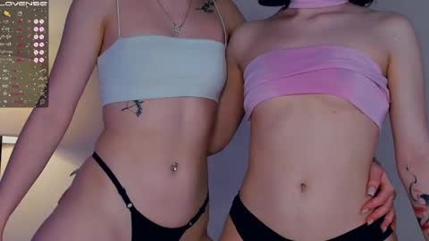 Amalia and Mia online show from February 17, 2025, 1:10 pm