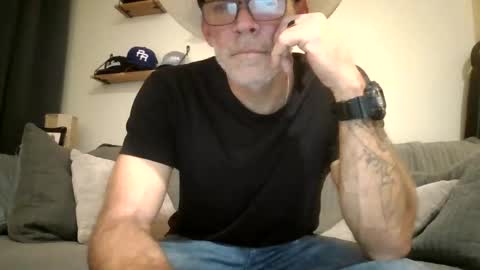 wingnutt765733 online show from February 3, 2026, 2:53 am