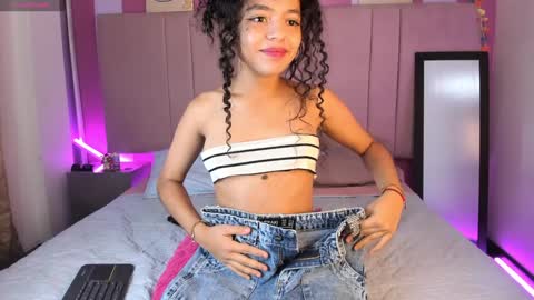  Winnifer Gonzalez  online show from December 14, 2024, 9:18 am