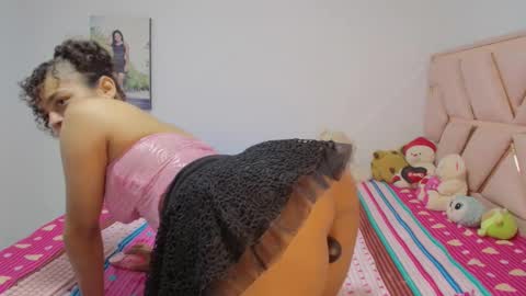  Winnifer Gonzalez  online show from March 5, 2026, 4:30 am