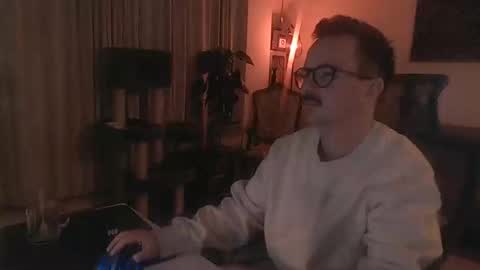 cream36 online show from January 4, 2025, 8:27 pm