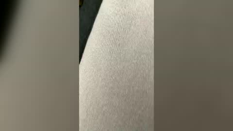 Snapshot of winterundsommer chatting on June 21, 2026, 7:11 am winterundsommer online show from June 21, 2026, 7:11 am