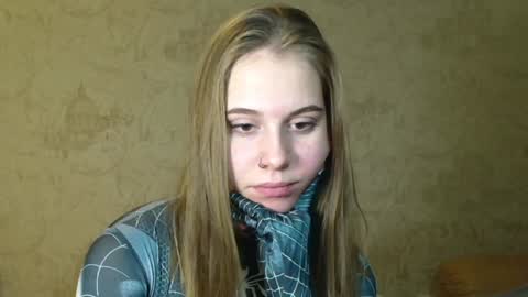 wira_witch online show from December 21, 2024, 4:03 pm