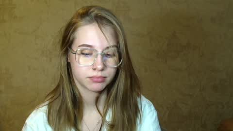wira_witch online show from January 12, 2025, 3:46 pm