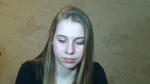 wira_witch online show from February 6, 2025, 4:25 pm