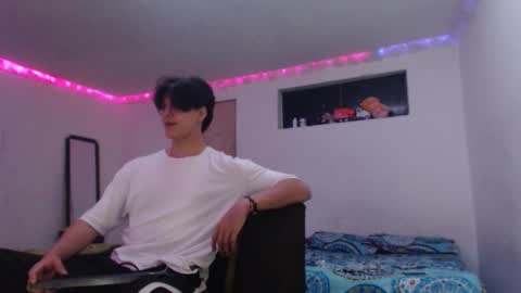 Snapshot of with_ken chatting on February 13, 2026, 7:04 am Ken online show from February 13, 2026, 7:04 am