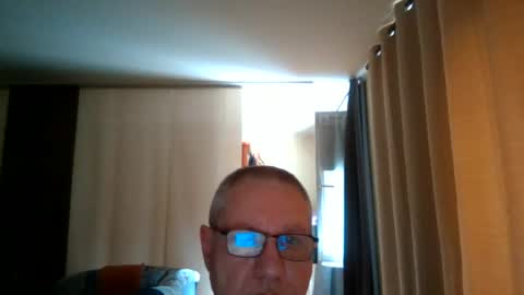 Snapshot of wixer1970 chatting on July 13, 2026, 1:14 pm wixer1970 online show from July 13, 2026, 1:14 pm