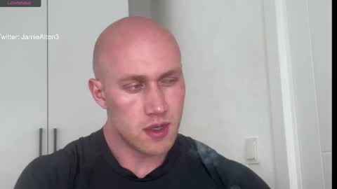 Snapshot of wlademarbergs chatting on May 16, 2026, 6:43 am Wlademar online show from May 16, 2026, 6:43 am