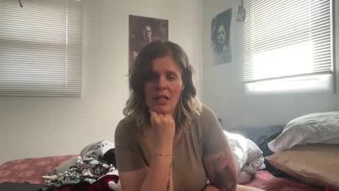 Moth online show from February 7, 2025, 5:18 pm