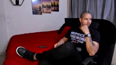 Snapshot of wncmodels chatting on April 6, 2026, 4:46 am Magnus Dark independent model online show from April 6, 2026, 4:46 am