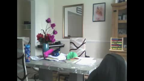 Snapshot of wobble444 chatting on October 21, 2025, 12:39 pm wobble444 online show from October 21, 2025, 12:39 pm