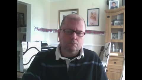 Snapshot of wobble444 chatting on April 20, 2026, 10:29 am wobble444 online show from April 20, 2026, 10:29 am