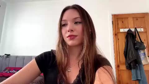Anna online show from June 23, 2026, 6:28 pm