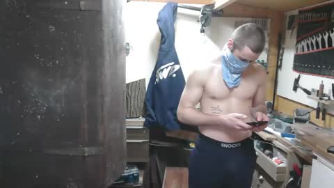 Snapshot of wolf021221 chatting on December 14, 2025, 2:55 pm wolf021221 online show from December 14, 2025, 2:55 pm