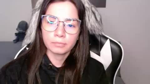 Alex online show from November 22, 2025, 2:10 am