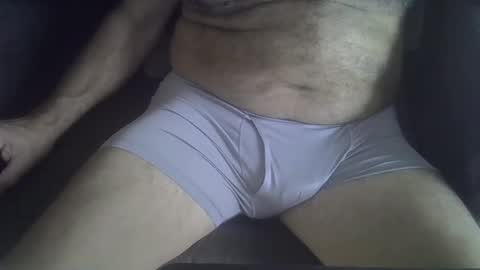 wolleysheep online show from October 29, 2025, 11:34 am