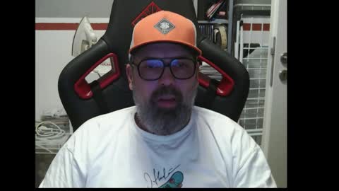 Adam online show from November 21, 2025, 11:03 pm