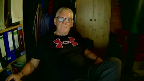 Snapshot of wonneprop10 chatting on February 23, 2025, 5:39 pm Always Horny online show from February 23, 2025, 5:39 pm