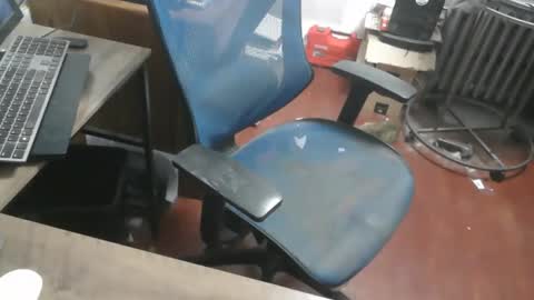 Snapshot of woodworker6473 chatting on March 9, 2026, 11:31 pm woodworker6473 online show from March 9, 2026, 11:31 pm